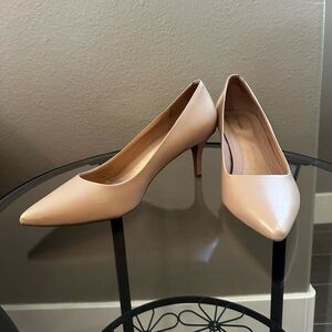 Cole Haan Nude Pumps